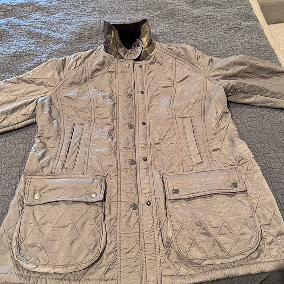 Barbour Beadnell quilted jacket - stone color. Size US 14 - Picture 2 of 11